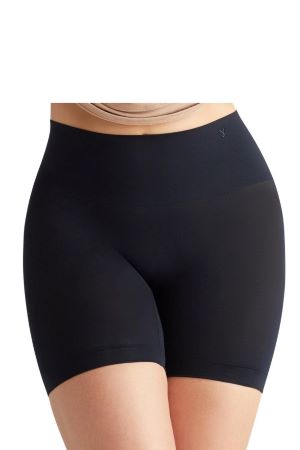 Yummie Ultralight Seamless Shaping Short by Yummie